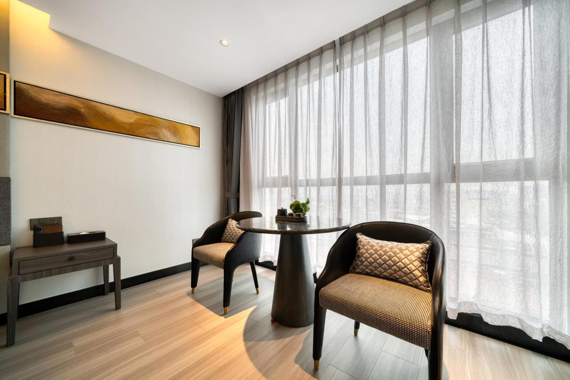 Yiwu International Mansion Hotel Exterior foto